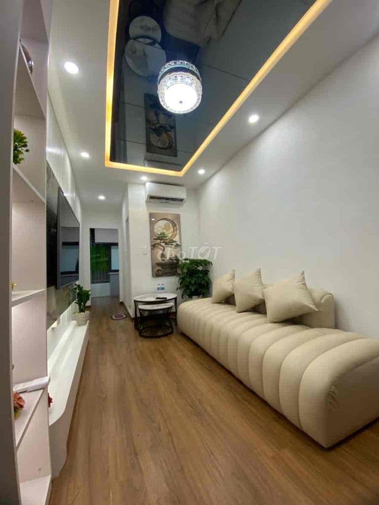 Bán tập thể mặt phố Thi Sách 80m, 2PN, sát Phố Cổ, ô tô đỗ cửa