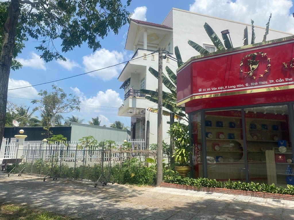 BÁN ĐÂT HOẶC CHO THUÊ MẶT TIỀN VÕ VĂN KIỆT GẦN SÂN BAY CT