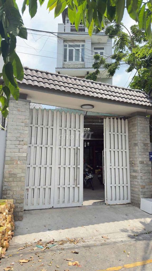 Cần bán căn nhà Mặt Tiền Tân Xuân, Hóc Môn