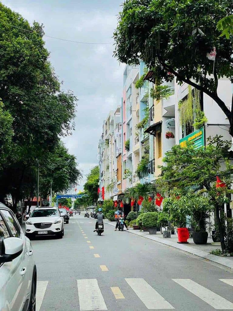 XE HƠI - XE TẢI - KHU ĐẬU XE HƠI TỰ DO CÁCH MẶT TIỀN CHỈ 15m, DT 60M2 - Ảnh 2