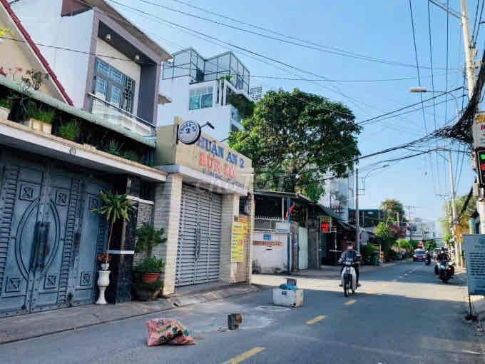 Nhà 3 Tầng Kiên Cố Đẹp Góc 2 Mặt Tiền Kinh Doanh Sầm Uất - Hoàng Diệu2 - Ảnh 2