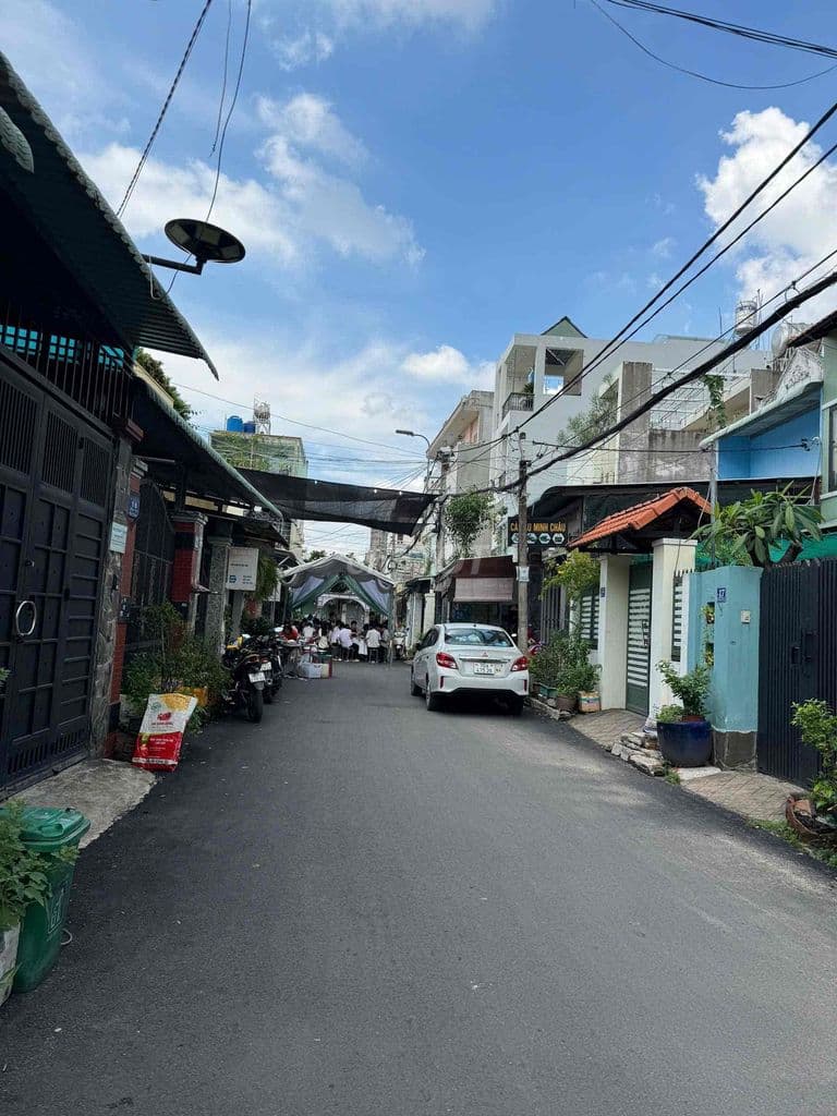 nhà đúc 4,5 tấm đông hưng thuận 22 phường đht Q12 dt: 98m2 - Ảnh 2