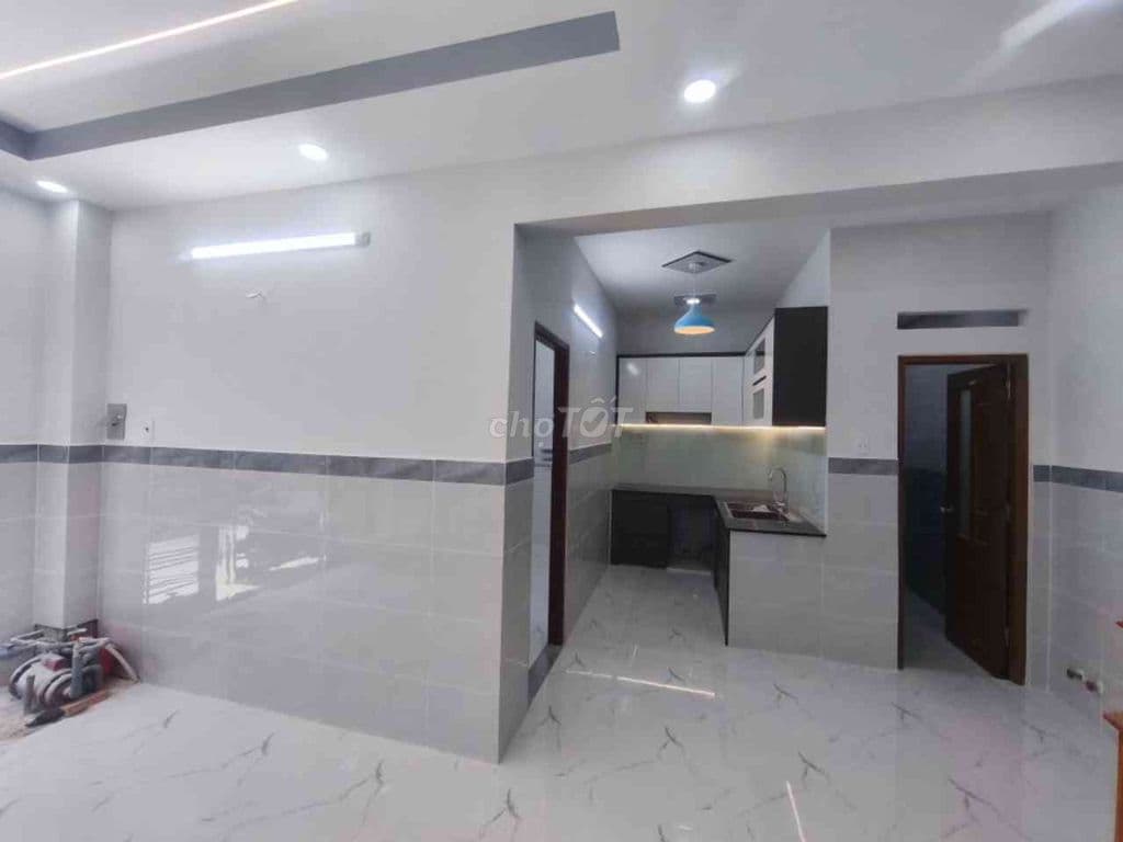 HÀNG THƠM GIÁ ĐẸP - MỚI HOÀN THIỆN - NGANG KHỦNG GẦN 8M - HXH THÔNG