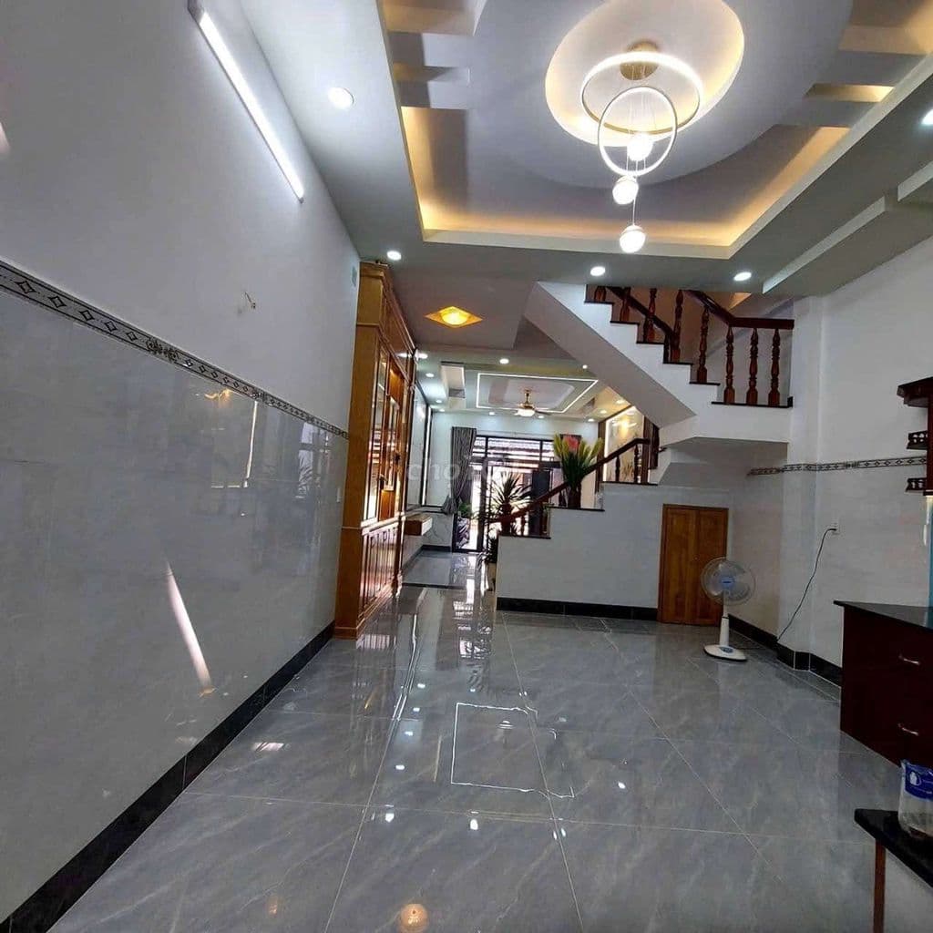 Bán nhà Lê Văn Khương, 4.5x18m, 4 tầng, đường 8m, chỉ 7.9 tỷ, quận 12 - Ảnh 3