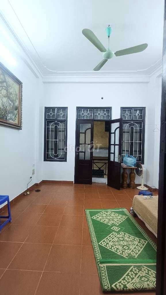 Trung tâm đống đa, phương mai 35m ,5 tầng, nhỉnh 8 tỷ - Ảnh 3