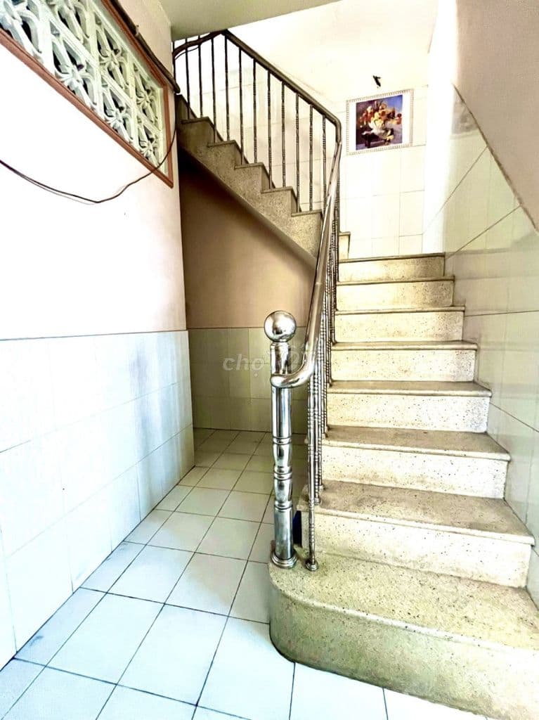 Quận 10 giá 7.x tỷ Thành Thái DT 44m2 4 tầng BTCT 4PN chỉ 10m ra đường - Ảnh 3
