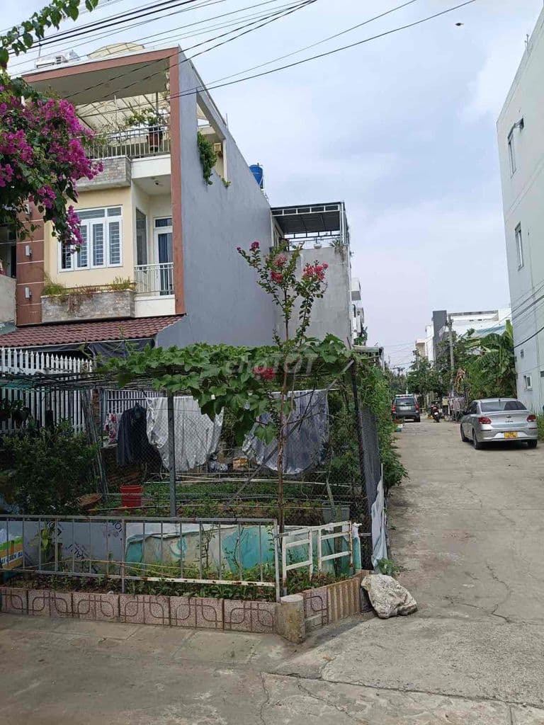 Lô góc siêu đẹp , xây cao tầng, gần Khu Đông Tăng Long - Ảnh 2