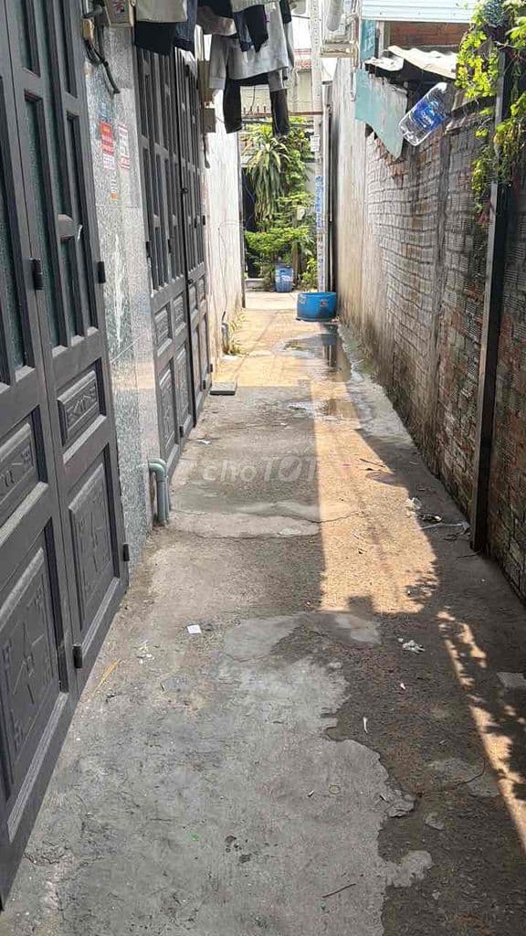 nhà cần bán