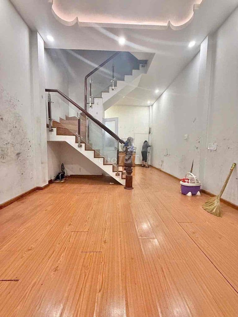 Chính chủ bán hẻm 5m,vị trí ngay Toyota Lê trọng tấn - Ảnh 2