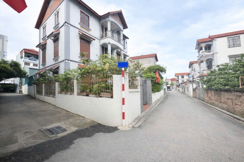 🚨 CỰC HIẾM LONG BIÊN – Ô TÔ 7 CHỖ VÀO ĐẤT – 41m² CHỈ 4.85 TỶ 🚨 - Ảnh 3