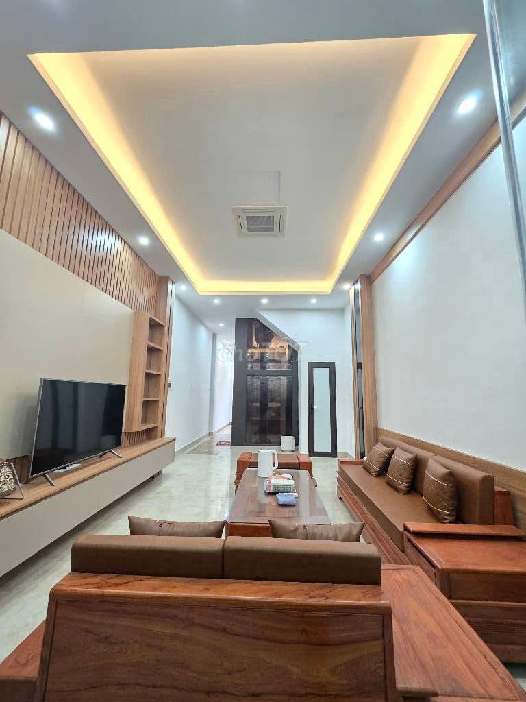 BÁN NHÀ KHU PHÂN LÔ -HOÀNG QUỐC VIỆT, Ô TRÁNH TRƯỚC NHÀ, GẦN PHỐ. - Ảnh 3
