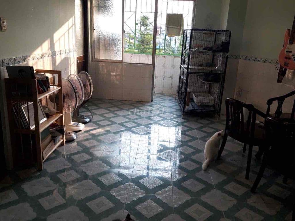 Bán căn hộ miếu nổi view sông 56m 2pn 1wc bancon 3ty5 - Ảnh 3