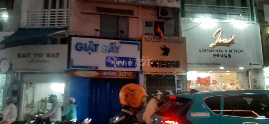 bán nhà 3 tầng mặt tiền đường,khu vực QPN ko ngập lụt
