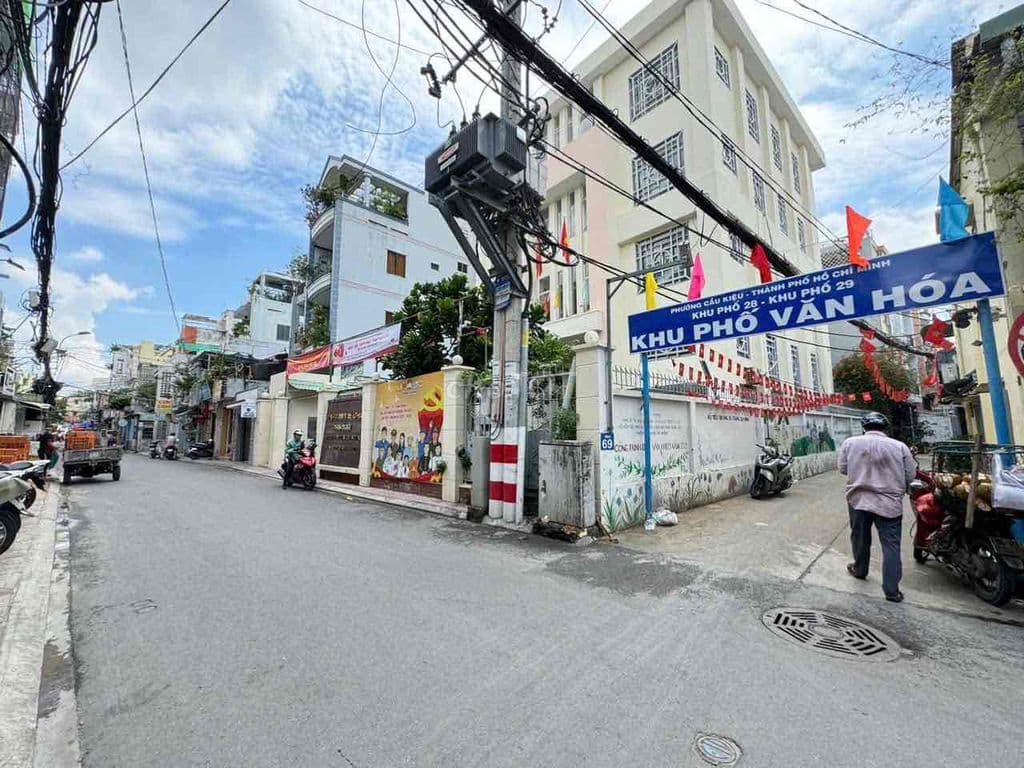 Hẻm Xe Hơi Trục Thẳng Cách MT 30M- P. Cầu Kiệu