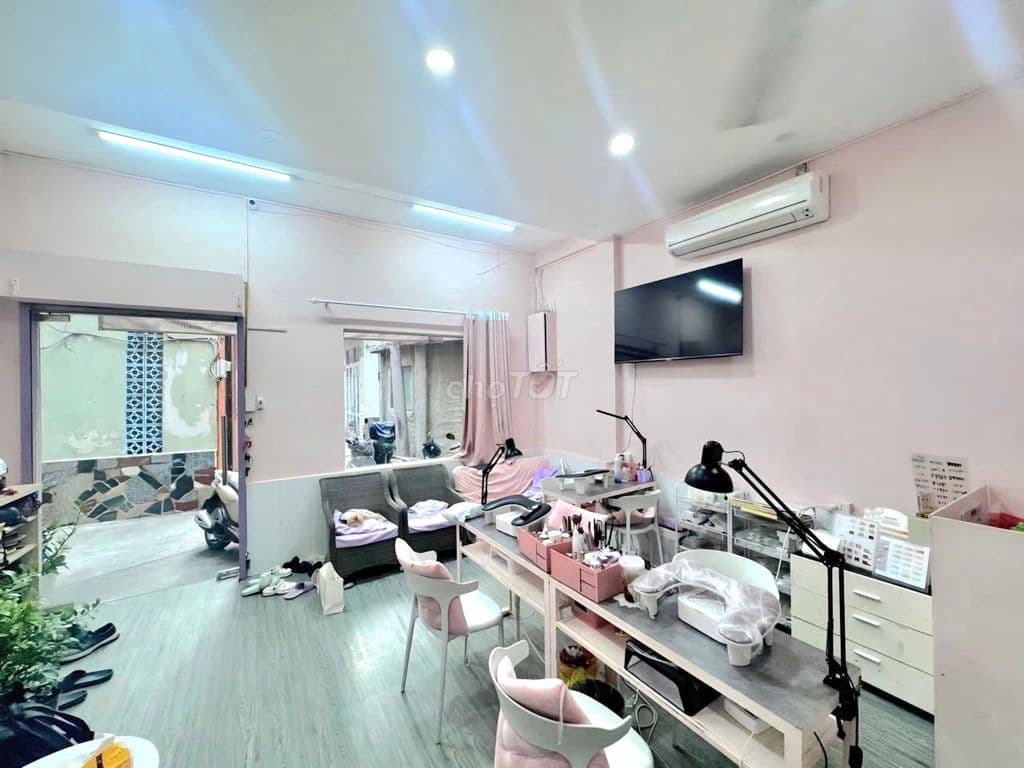 Nhà ngay ngã 4 Nguyễn Văn Trỗi-Trương Quốc Dung, 5x13m 6m2 đất, đất ở - Ảnh 3