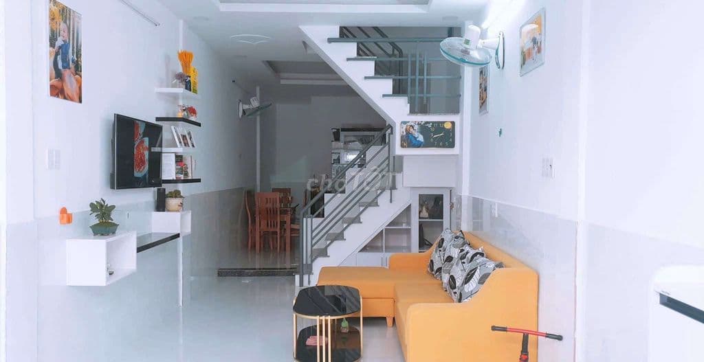 bán nhà sổ hồng chung đường thạnh Xuân 52 quận 12