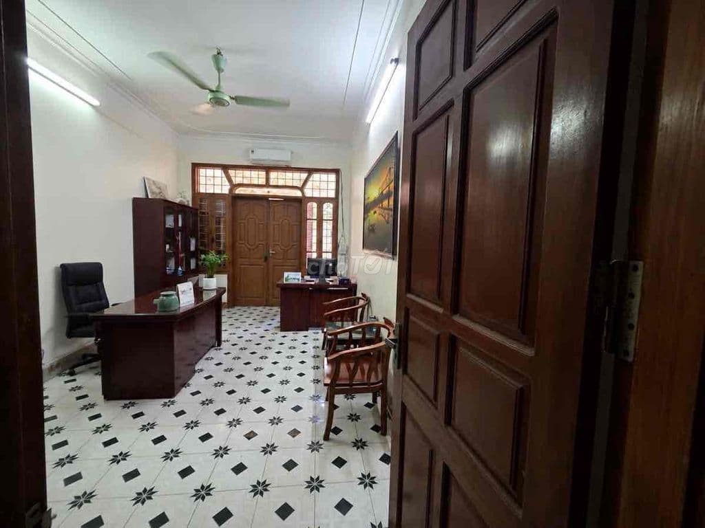 PHÂN LÔ VỈA HÈ HOÀNG QUỐC VIỆT - KINH DOANH TỐT - 50m2 5 tầng - 19 tỷ - Ảnh 3