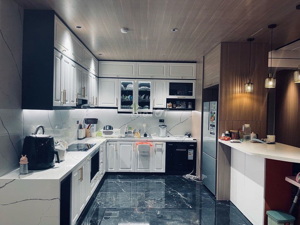 4.8 TỶ - CHUNG CƯ NGUYÊN HỒNG - ĐỐNG ĐA - 45M2 - TẦNG 1 - KINH DOANH - Ảnh 3