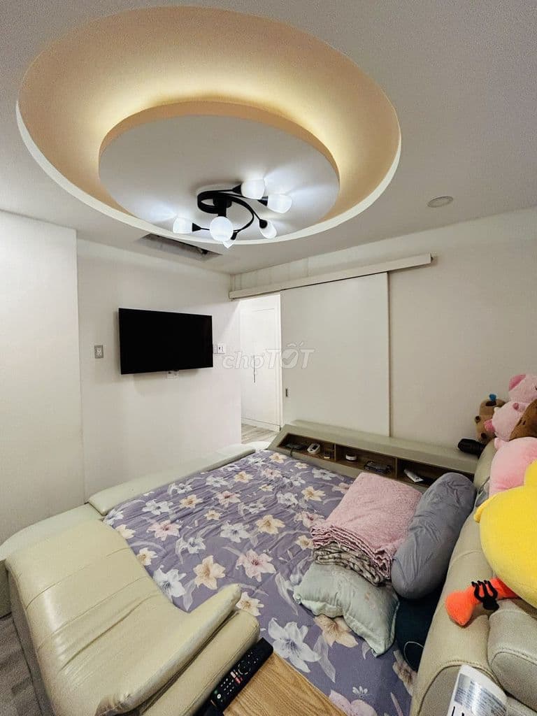 Chính chủ cần bán chung cư giai việt 150m2 3 phòng ngủ full nội thất - Ảnh 2