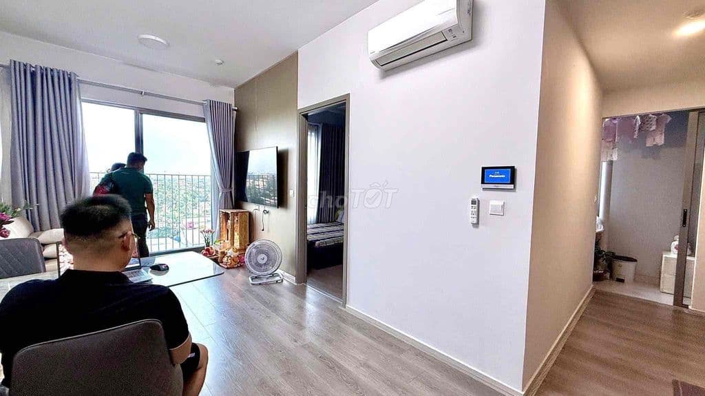 Bán căn 69m2 Có nội thất; View Bệnh viện. Chỉ 3,3 tỷ. LH Hương xem ạ