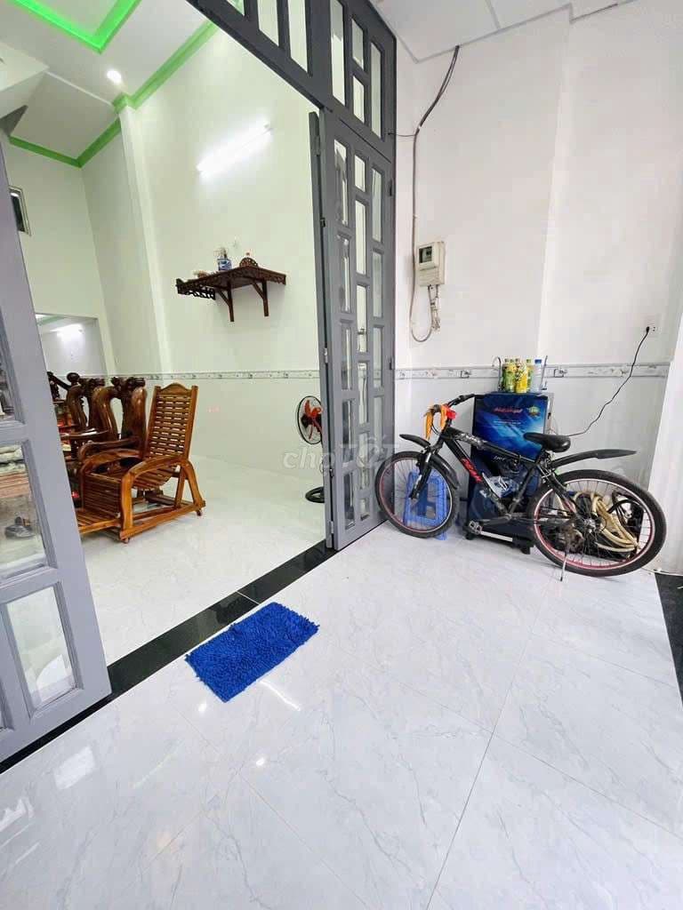 BÁN NHÀ ĐẸP NGUYỄN THỊ BÚP, HẺM XE HƠI THÔNG 4 HƯỚNG, CHỈ 4.X TỶ - Ảnh 2