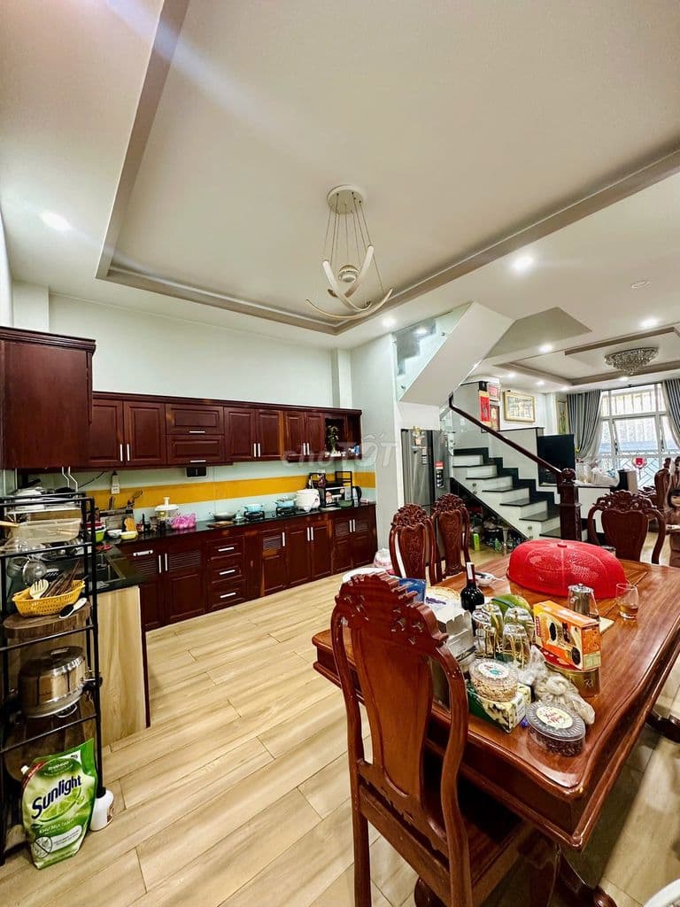 Hiếm! Nhà 5 Tầng Mặt Tiền Kế Lê Văn Việt Man Thiện 7PN 6WC DT 5*21 - Ảnh 3