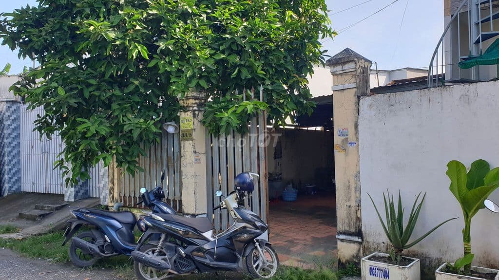 HOT- Nhà vườn 7m x 25m, gần ngã 4 Giếng Nước 2/Trần Văn Mười Hóc Môn