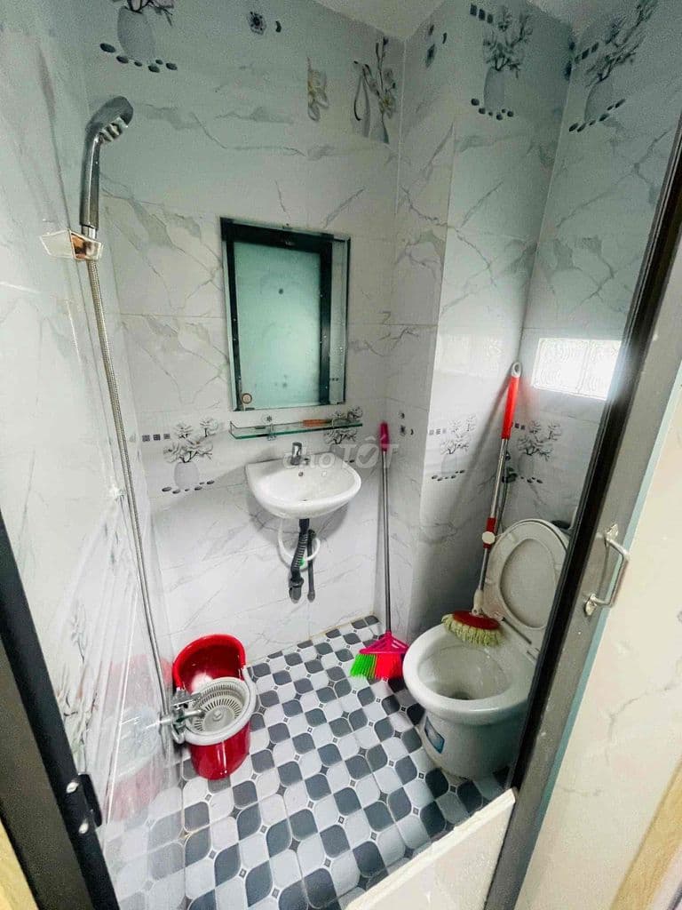 cần bán nhà hẻm xe hơi,một trệt,2 lầu ,3pn,3wc - Ảnh 3