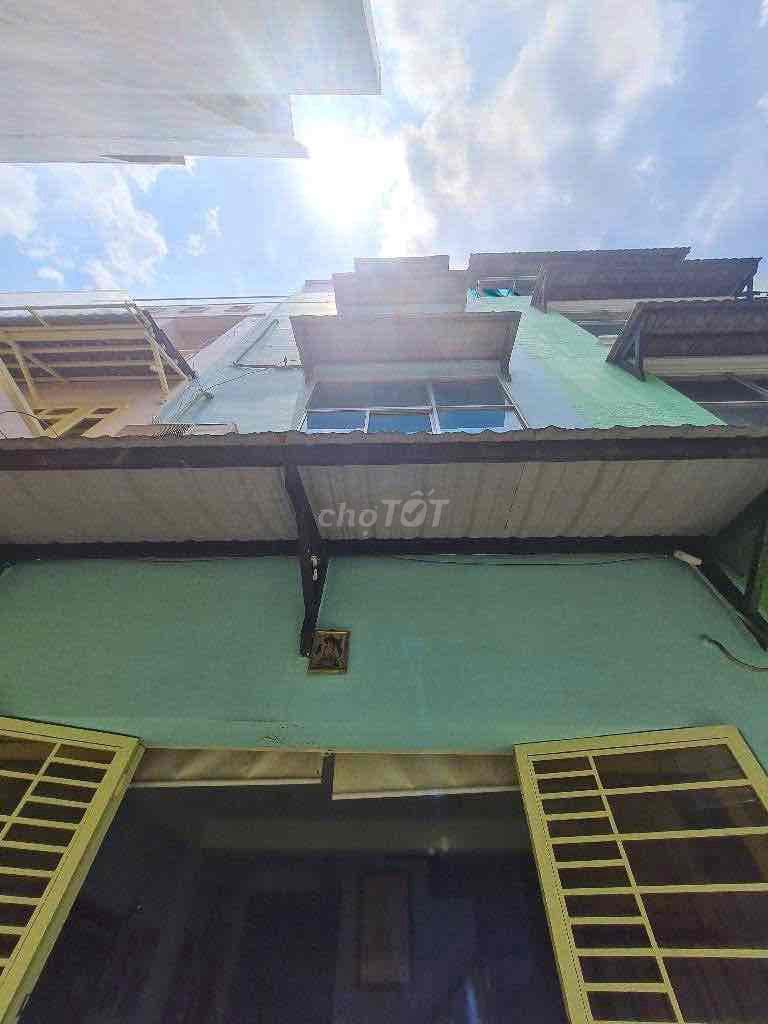 Nhỉnh 6 Tỷ HXH đổ Cổng DT40M 4TẦNG 5PN Thích hợp làm CHDV giử Tiền - Ảnh 2