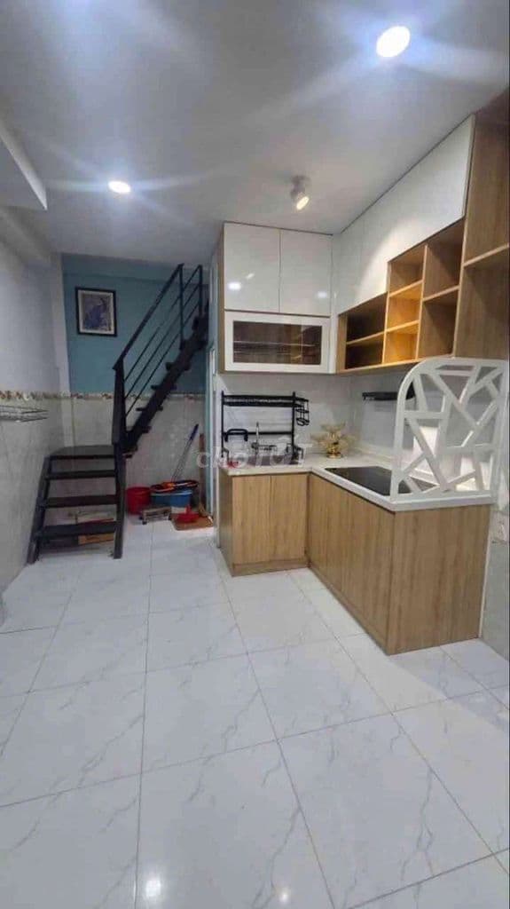 Lạc Long Quân - Quận 11 - hẻm 5m - 2PN 2WC - Giá chỉ hơn 2 tỷ - Ảnh 3