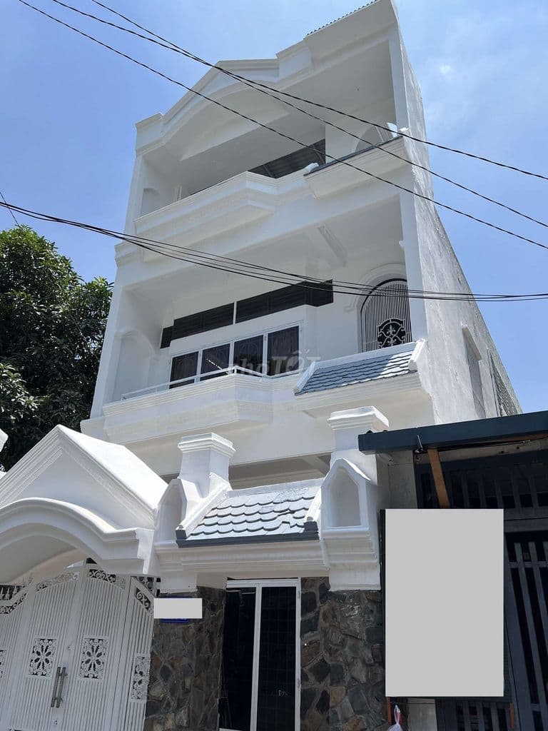 Chính chủ cần bán 6m x 20m, SHR, 3 tầng BTCT, Oto ngủ trong nhà.