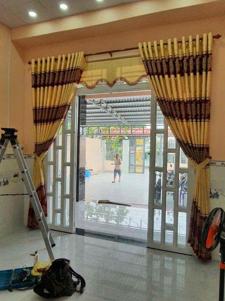 Nhà mới xây mặt tiền đường QL50 vào 100m GIÁ 1 TỶ 270 TRIỆU - Ảnh 3
