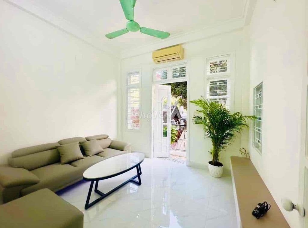 TẬP THỂ PHỐ CỔ - PHÙNG HƯNG - TẦNG 2 - 2 MẶT THOÁNG - NHÀ ĐẸP Ở NGAY