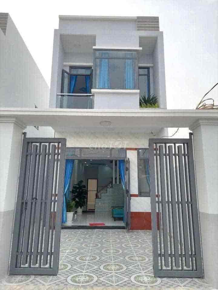 NHÀ 1 TRỆT 1 LẦU BÌNH CHÁNH