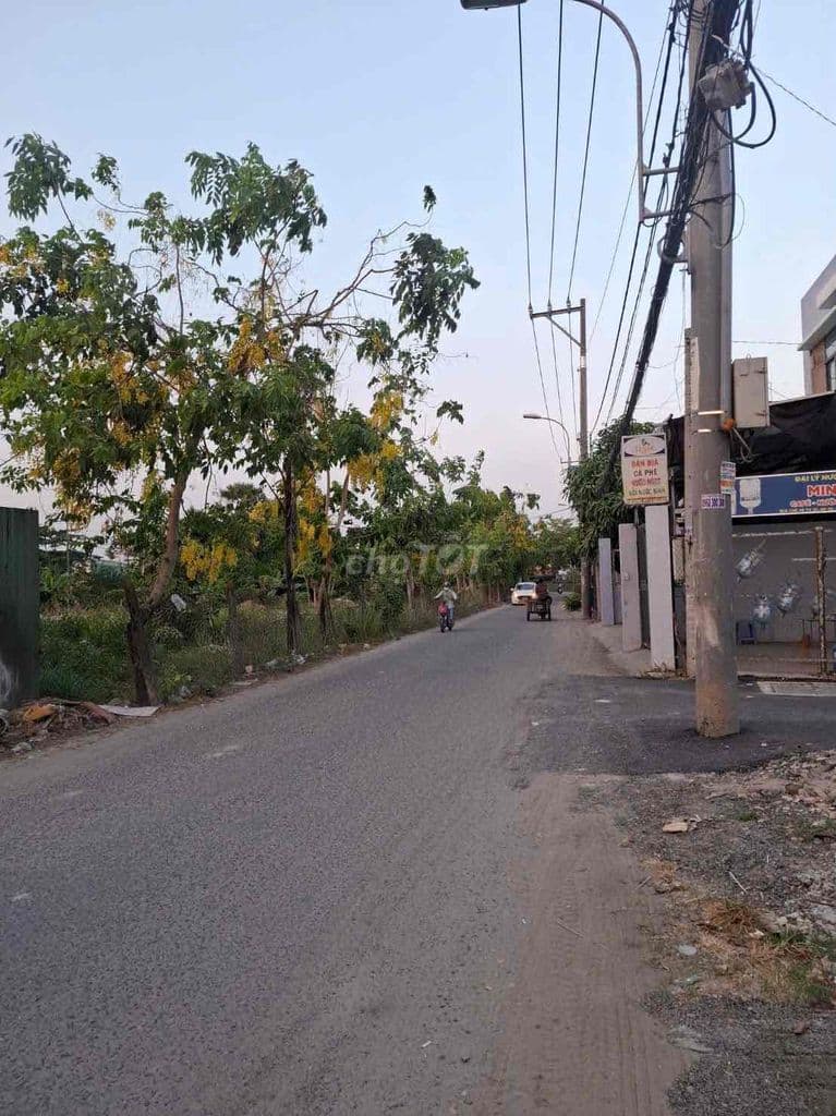 Mặt tiền Thạnh Xuân 22, dt: 4x20 full thổ cư hệ số 3,5