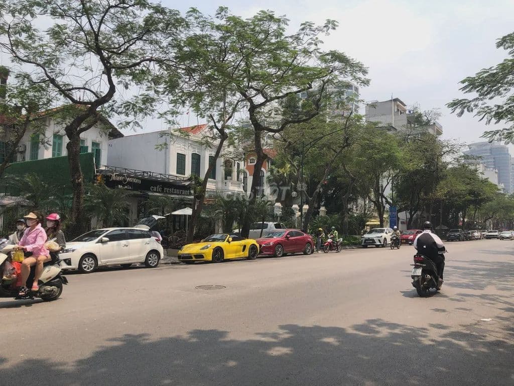 Bán nhà Mặt Phố TRẦN HƯNG ĐẠO, DT 212m2 3T LÔ GÓC -VỈA HÈ bán 85tỷ - Ảnh 2