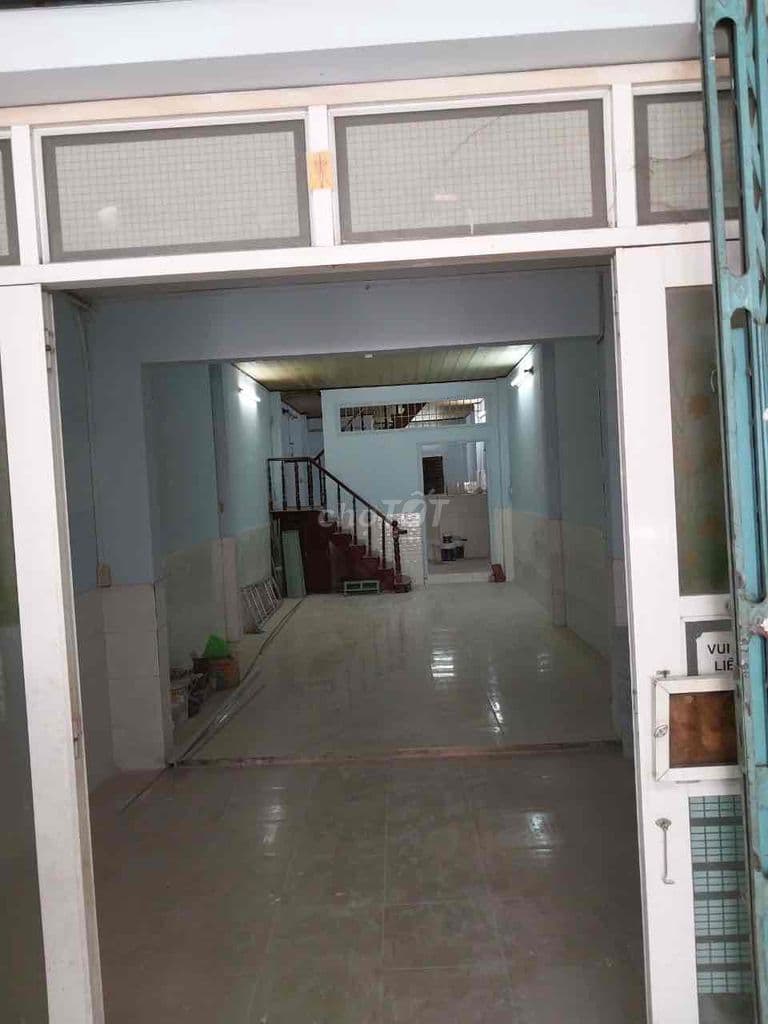 mặt tiền hương lộ 2, 4.2x40m 2 lầu đang cho thuê 30tr/ tháng - Ảnh 2