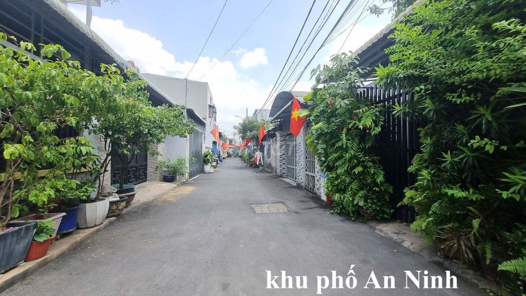 NGAY CAO ĐẲNG CÔNG THƯƠNG GIÁ GẤP 5 TỶ 680 NHÀ RỘNG 74m2 KHU DÂN TRÍ - Ảnh 3