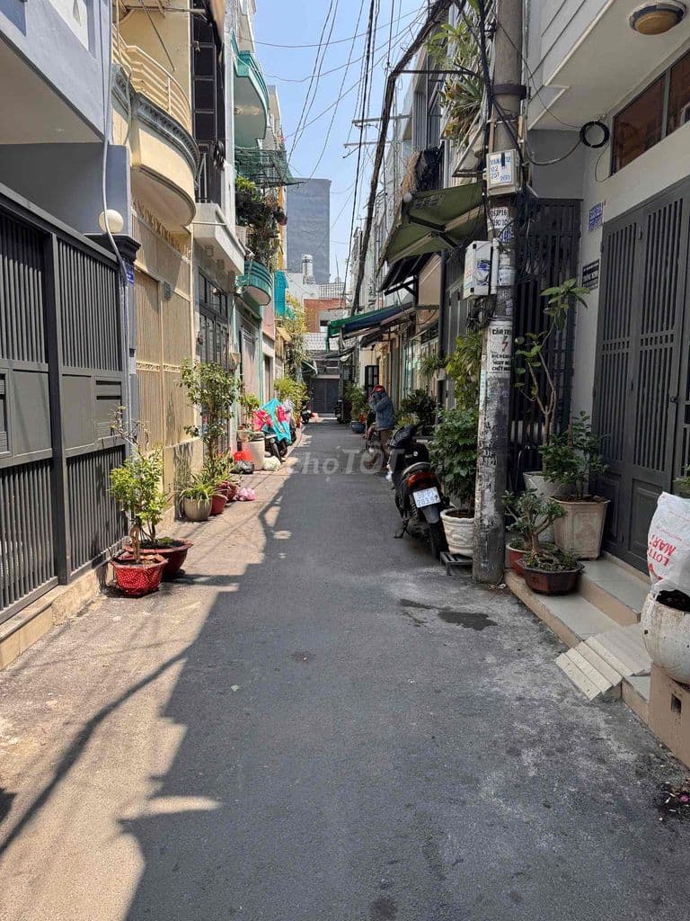 căn nhà nhỏ có vo hẻm xe hơi - Ảnh 2