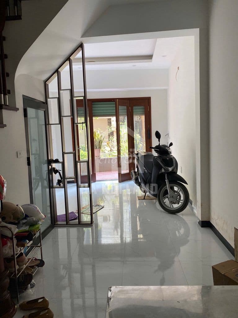 NHà 4 TầG 35m2, 5 P.Ngủ, Lô Góc ôtô đỗ cửa, Khu Vân CanH. Giá 6.95TỶ - Ảnh 2