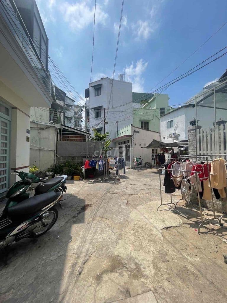 🏡 Ngang khủng 4.6m – Giá chỉ 5.79 tỷ ✅ Diện tích: 4.6m x 7.3m ✅ Nhà 2