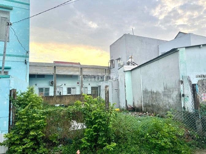 CHỉ 750 TRIỆU. SỞ HỮU 250m2 ĐẤT THỔ CƯ, SÁT BÊN CHỢ VIỆT KIỀU, SHR
