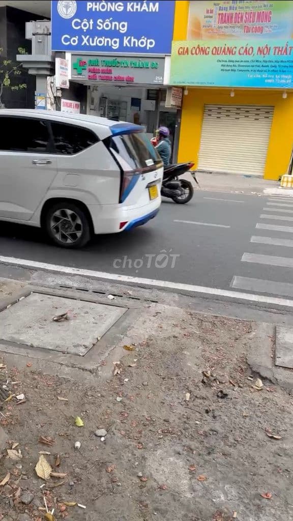 Bán nhà mặt tiền 25B Trần Phú,Q5, 4x11 trệt lầu nở hậu - Ảnh 2