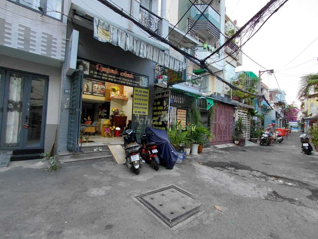 BÁN GẤP NHÀ HẺM XE HƠI ĐỐI DIỆN ĐH CÔNG THƯƠNG