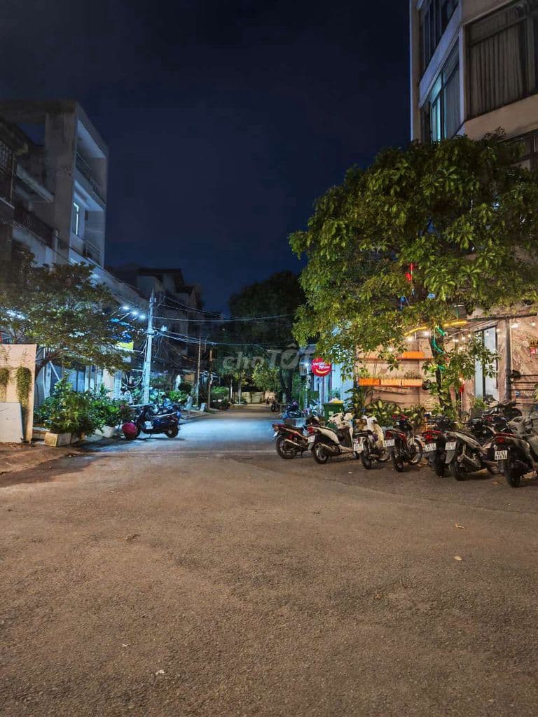GIÁ CỰC TỐT ĐẤT 100m² HẺM Ô TÔ – KHU TRUNG TÂM XÂY 1 TRỆT 4 LẦU - Ảnh 2