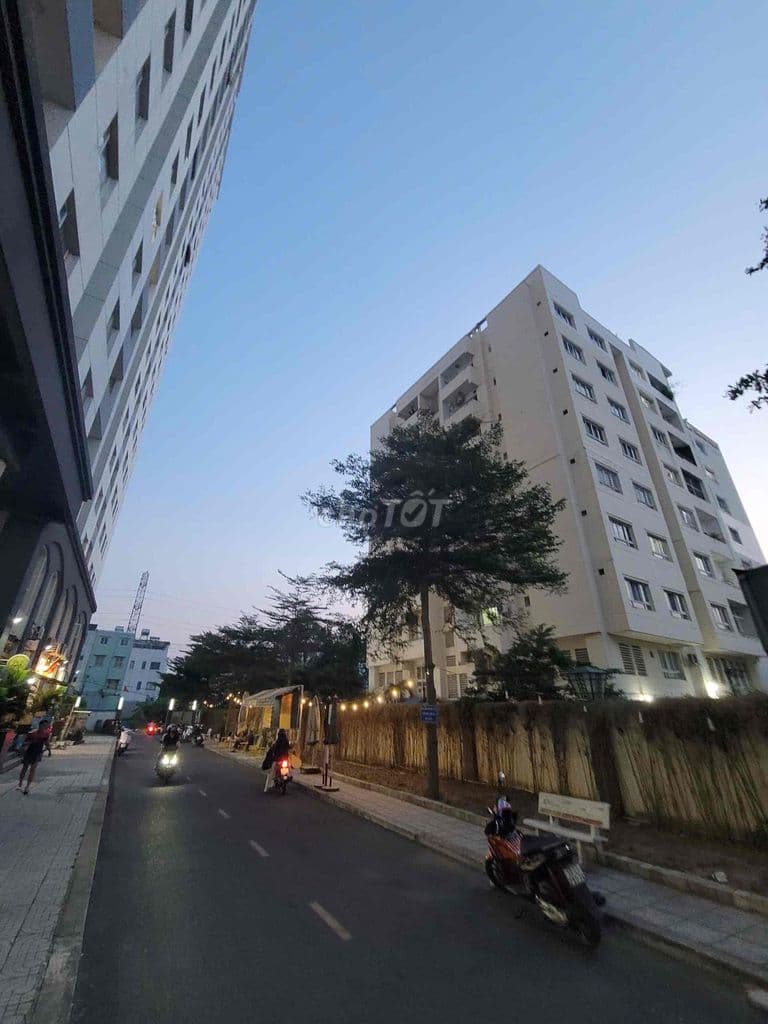 Chung cư Thanh Nhựt Q8 Thang máy 73m2 giá 2.18 tỷ - Ảnh 2