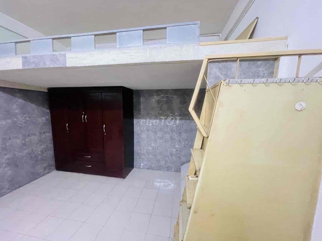 CĂN HỘ TRUNG TÂM BÀU CÁT – ĐỒNG ĐEN, CHỦ TẶNG NỘI THẤT DÍNH TƯỜNG, ĐÃ