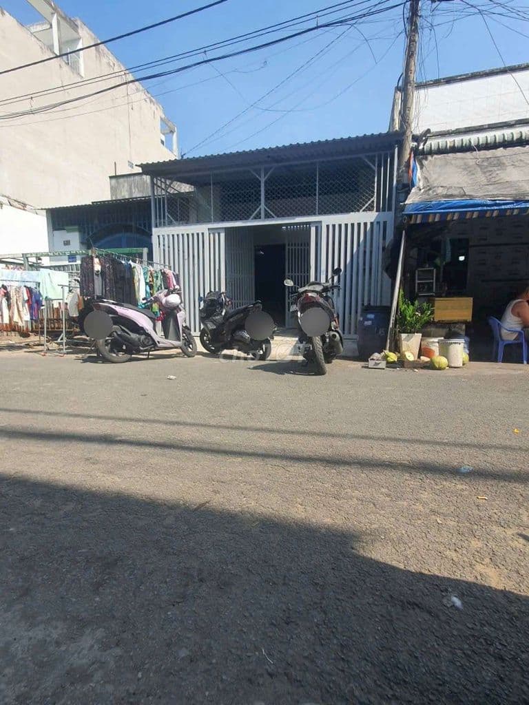 Nhà 5×20 cấp 4 khu tân tạo giáp tên lửa