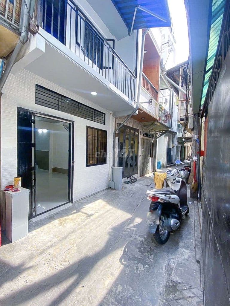 🥰Q5-TRẦN PHU-HẺM THÔNG 1 TRỤC 10 CĂN TỚI BÊN-SỔ ĐẸP LẠ LÙNG-HƠN 4 TỶ