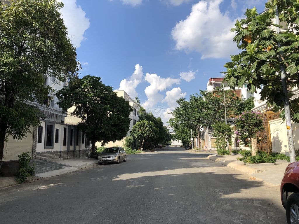 Bán biệt thự Đơn lập 3 Lầu 15x16m gần sông Sài Gòn - Ảnh 3